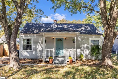 106 Brookdale Ave, Greenville, SC, 29607-2936 | Card Image