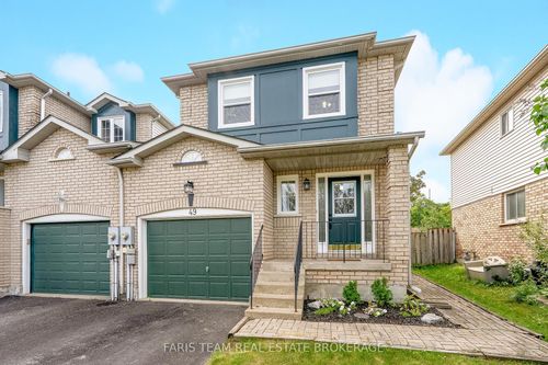 49 Cunningham Dr, Barrie, ON, L4N8L4 | Card Image