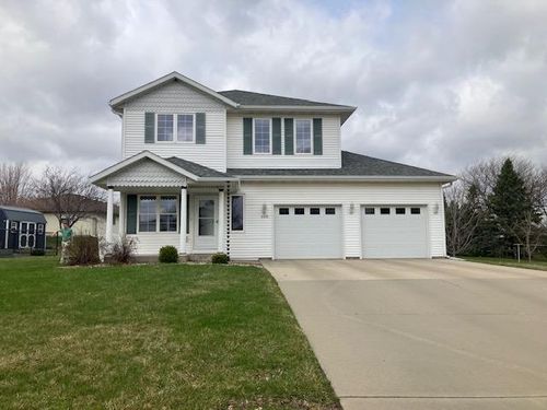 1305 5th St Ne, Waseca, MN, 56093-3649 | Card Image