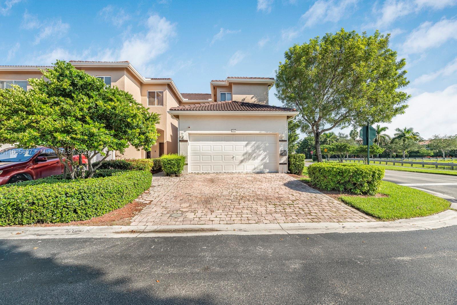 19th St, Homestead, FL 33035
