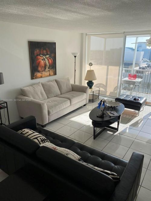8b-150 Ocean Lane Dr, Key Biscayne, FL, 33149-1417 | Card Image