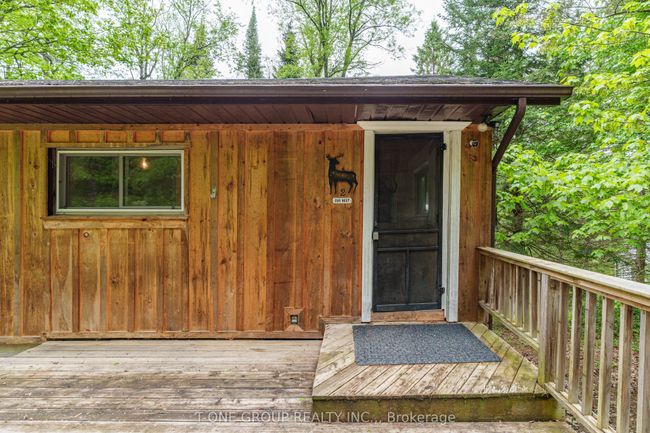 10 Riverside Crt, House other with 3 bedrooms, 2 bathrooms and 5 parking in Bancroft ON | Image 4