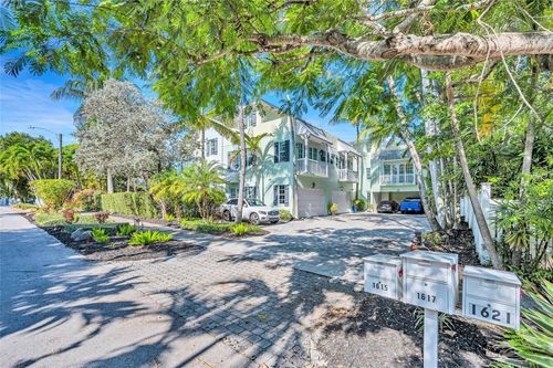 none-1617 Ne 2nd Ct, Fort Lauderdale, FL, 33301-3813 | Card Image