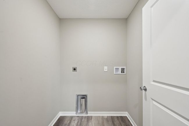 26 Miron St, House other with 3 bedrooms, 2 bathrooms and null parking in Bloomingburg OH | Image 17