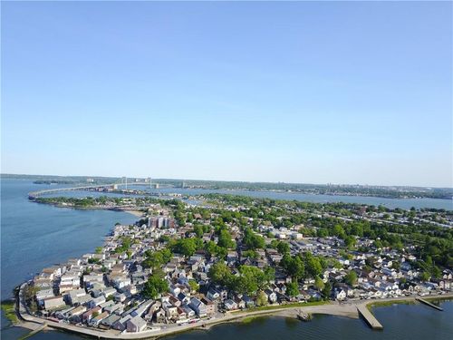 22 B Edgewater Park, Bronx, NY, 10465-3503 | Card Image