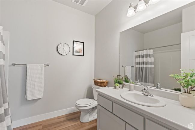 Second bathroom | Image 19