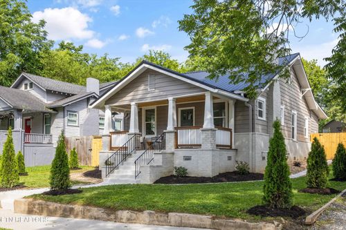 2439 Jefferson Ave, Knoxville, TN, 37917-8211 | Card Image