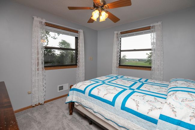 21-web-or-mls-21-Bedroom 1.jpg | Image 34