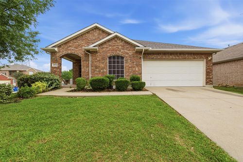 4524 Oakgrove Ln, Sachse, TX, 75048-4575 | Card Image