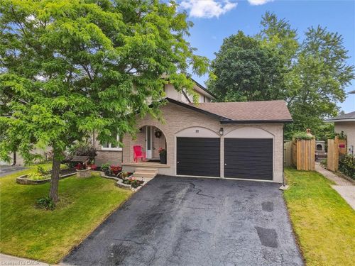 97 Bechtel Dr, Kitchener, ON, N2P1S7 | Card Image