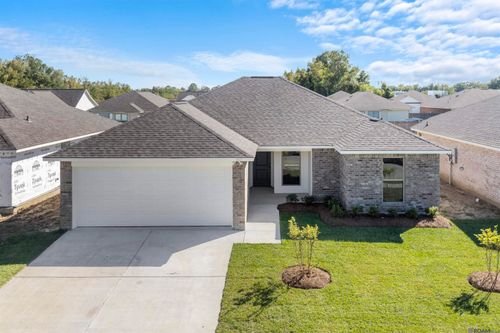 1315 W Amber St, Gonzales, LA, 70737-5531 | Card Image