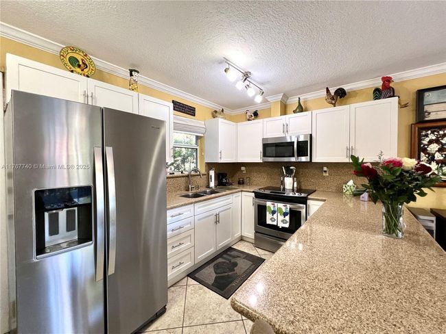 1203 Madrid St, House other with 3 bedrooms, 2 bathrooms and null parking in Coral Gables FL | Image 8