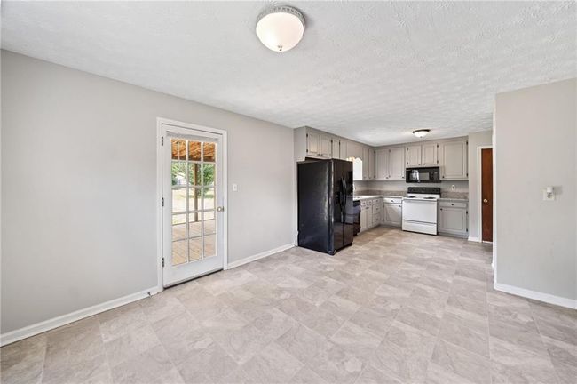 58 6 Th Ave W, House other with 3 bedrooms, 2 bathrooms and null parking in Dallas GA | Image 12