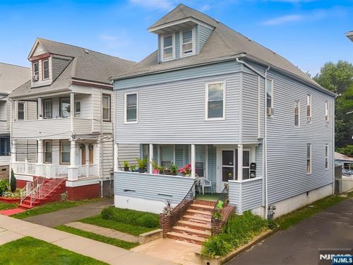 16 Madison Ave, Clifton, NJ, 07011-2306 | Card Image