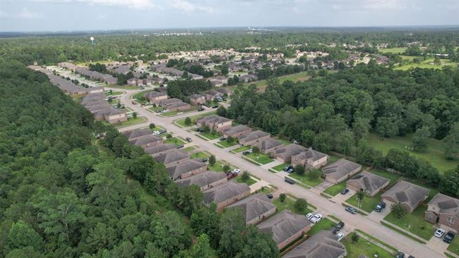 7551 Fettle Ln, House other with 3 bedrooms, 2 bathrooms and 2 parking in Conroe TX | Image 48