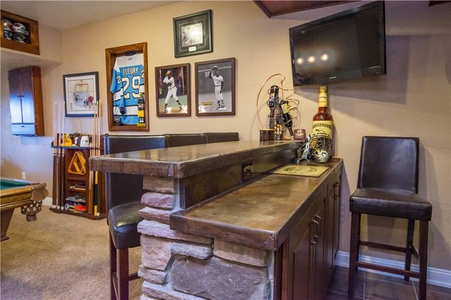 2021 Sterling Dr, House other with 4 bedrooms, 4 bathrooms and 3 parking in Mc Donald PA | Image 34