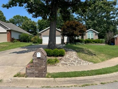 2735 Jean St, Springdale, AR, 72762-6582 | Card Image