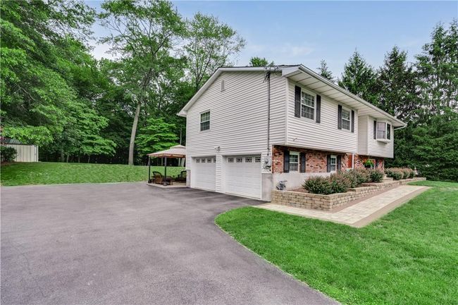 9 Pleasant Ln, House other with 3 bedrooms, 3 bathrooms and 2 parking in Poughkeepsie NY | Image 27