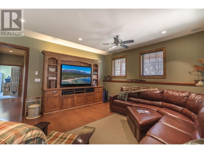 6308 Ash Rd, House other with 3 bedrooms, 3 bathrooms and 5 parking in Wasa BC | Image 30