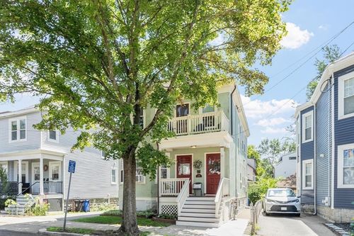 34-34 Fairmont St, Arlington, MA, 02474-8718 | Card Image