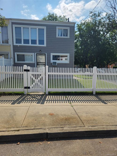 1-floor-14969 257th Street, New York, NY, 11422 | Card Image