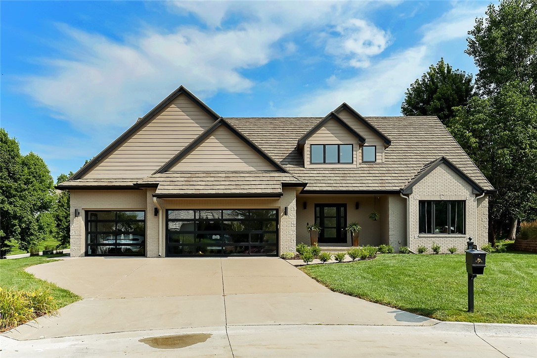 Glen Oaks Pt, West Des Moines, IA 50266