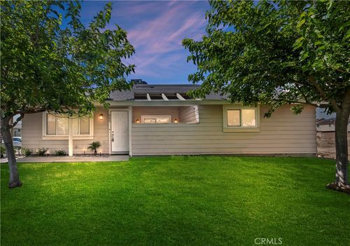 665 Walnut Dr, Lake Elsinore, CA, 92530 | Card Image