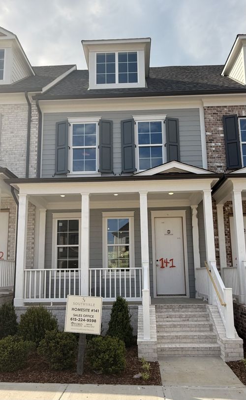 4011 Forestside Dr, Franklin, TN, 37064-4575 | Card Image