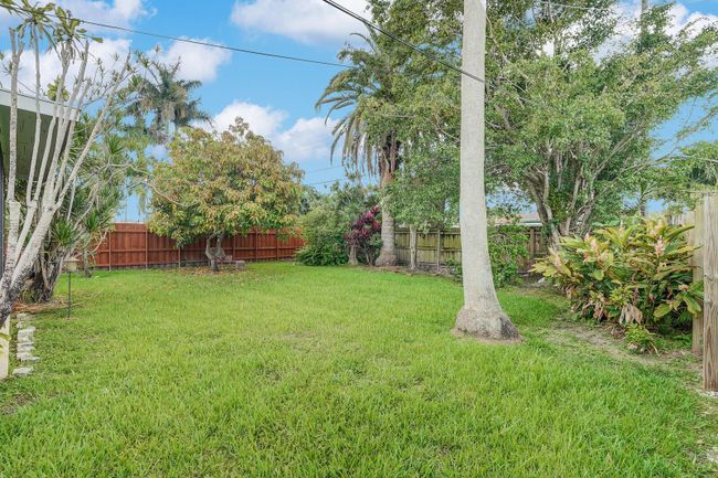 1526 Liberty St, House other with 2 bedrooms, 1 bathrooms and null parking in Hollywood FL | Image 24