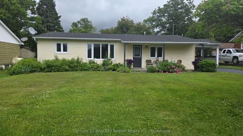 370 Elm St, Powassan, ON, P0H1Z0 | Card Image