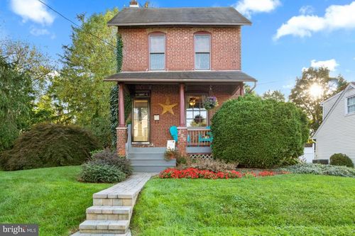 220 S 8th St, NORTH WALES, PA, 19454-2911 | Card Image