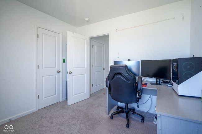 view of carpeted office | Image 24