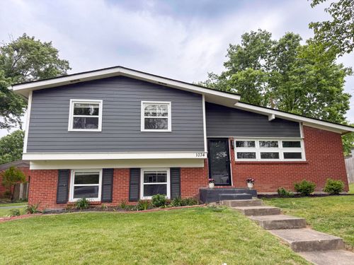 1034 Castleton Way, Lexington, KY, 40517-2725 | Card Image