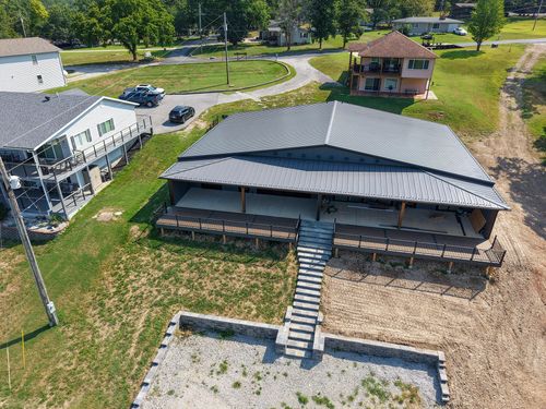 21a-2132 Welch Rd, Reeds Spring, MO, 65737-8658 | Card Image