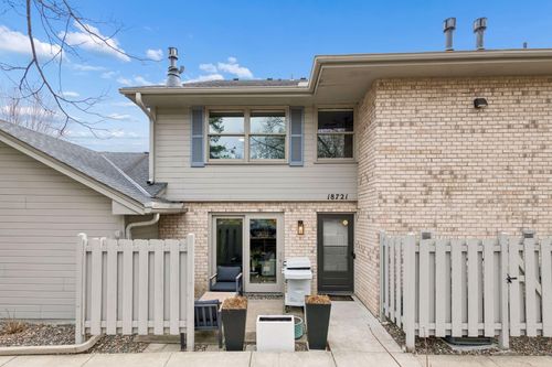 18721 Clear View Ct, Minnetonka, MN, 55345-6088 | Card Image