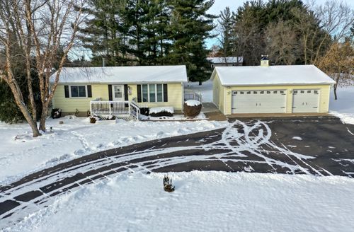 5918 373rd St, North Branch, MN, 55056-5646 | Card Image