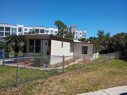 2591 Amberly Rd Ne, Palm Bay, FL, 32905-2740 | Card Image