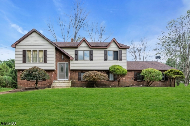 Residential in Wantage Twp.