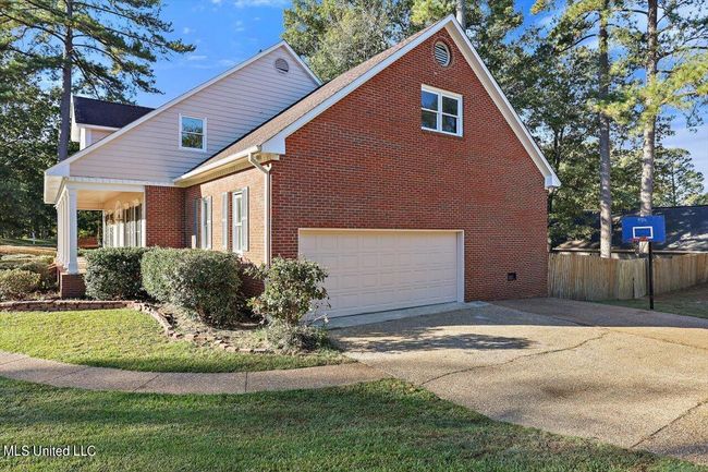 04-300 Monterey Dr | Image 4