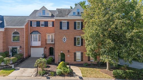 216 Merion Dr, Mt. Lebanon, PA, 15228-2349 | Card Image