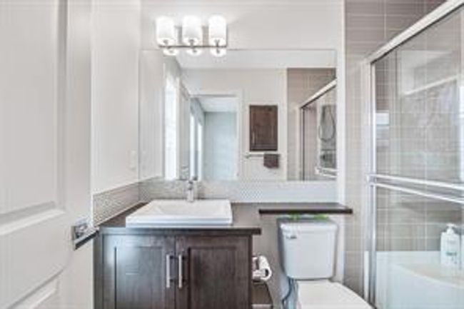 51 Sherwood Row Nw, Home with 2 bedrooms, 2 bathrooms and 3 parking in Calgary AB | Image 30