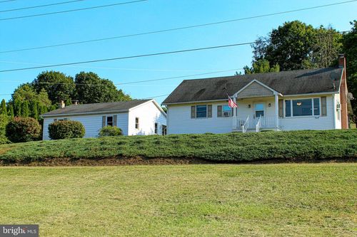 422 Mountain Rd, KEMPTON, PA, 19529-9335 | Card Image