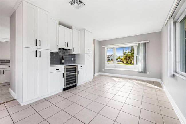 8727 Bay Crest Ln, House other with 3 bedrooms, 2 bathrooms and null parking in TAMPA FL | Image 14