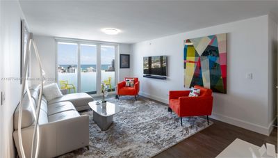 1703 - 90 Alton Rd, Condo with 2 bedrooms, 2 bathrooms and null parking in Miami Beach FL | Image 2