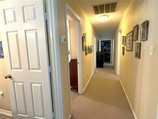 4 Bedroom Hallway | Image 19