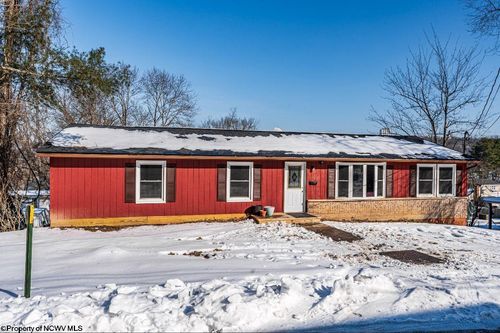 490 Ohio Ave, Morgantown, WV, 26501-3968 | Card Image