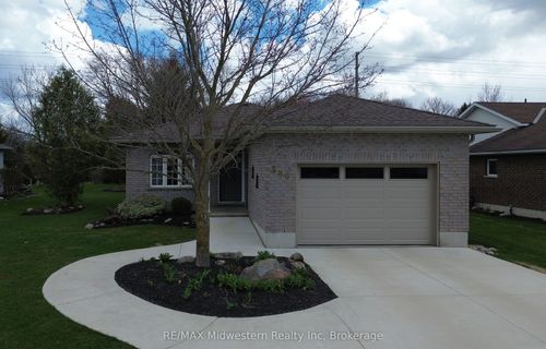 380 Havelock Avenue S, North Perth, ON, N4W3T4 | Card Image