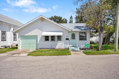 9 Seminole Dr, BRADENTON, FL, 34208-1748 | Card Image