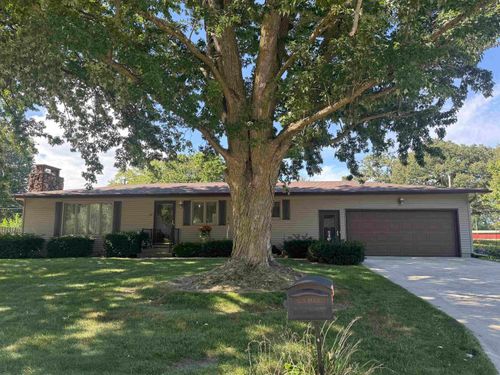 208 Cedar Circle, Charles City, IA, 50616 | Card Image