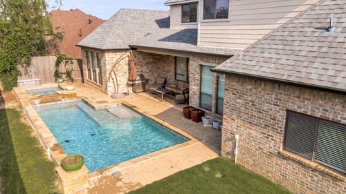 617 Indian Trl, Hurst, TX, 76054-2823 | Card Image
